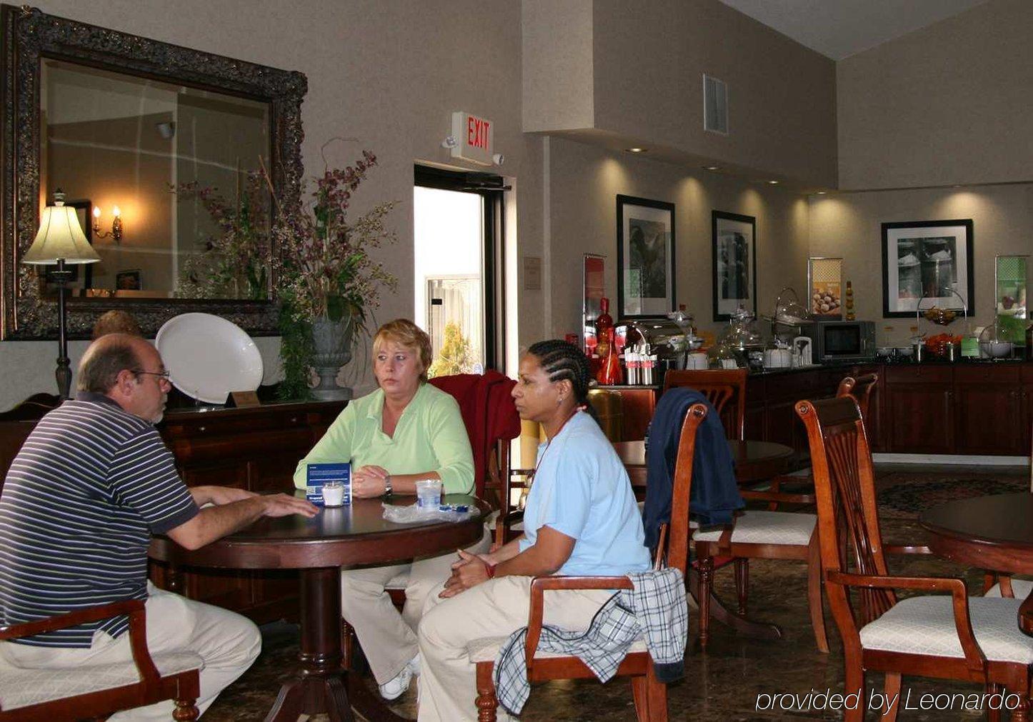 Hampton Inn Morristown Restoran gambar